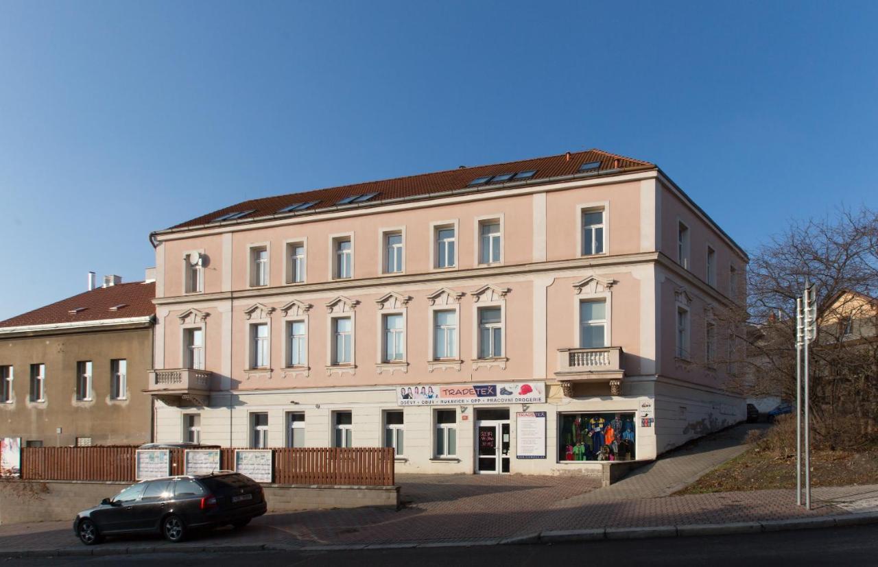Jane'S Charming Apartment Прага Екстериор снимка